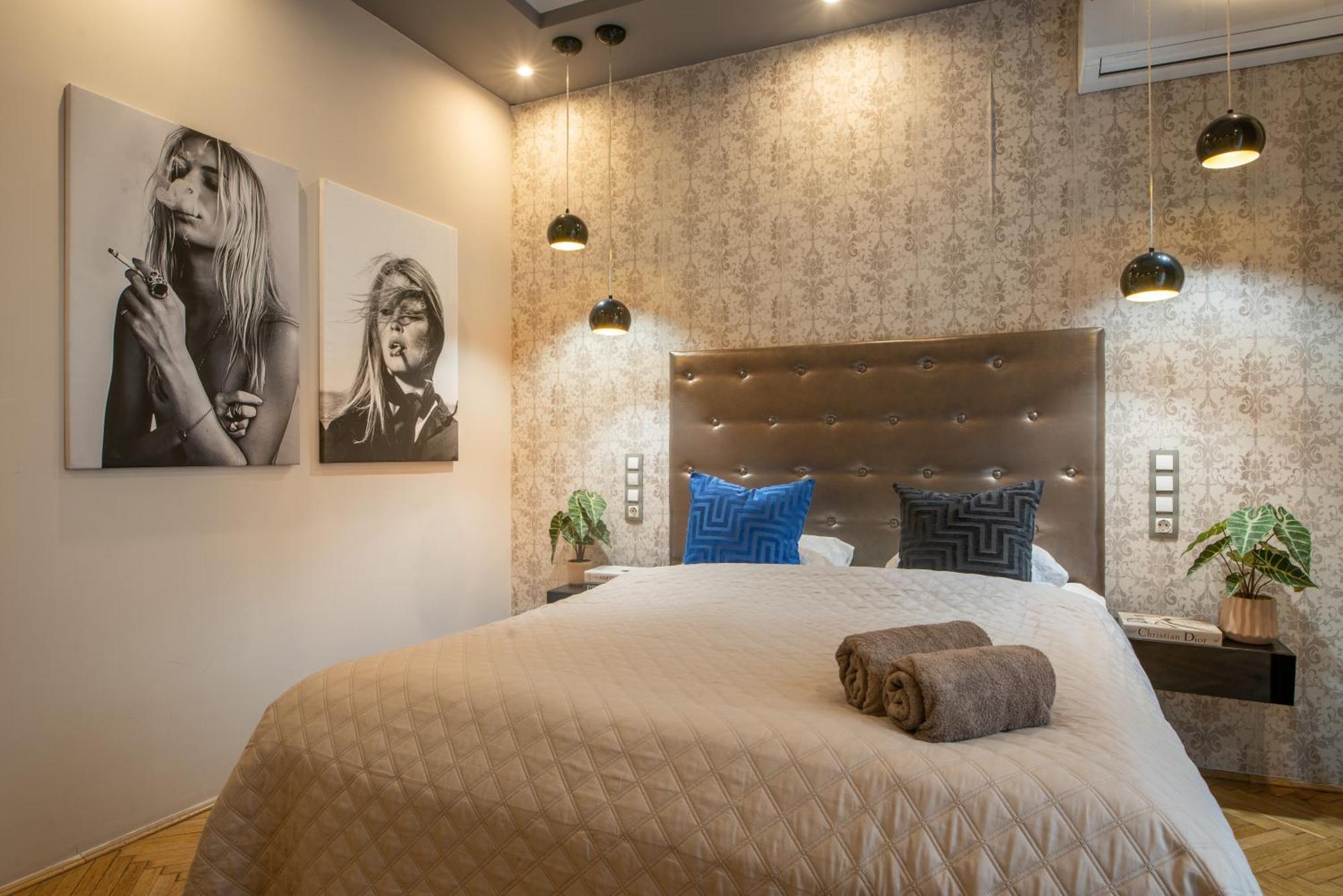 Appartement Super Cosy 3br Near Newyork Cafe With Balcony Boedapest